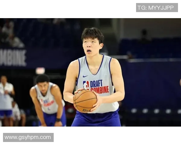 杨瀚森努力追赶哈滕的脚步先从防守做起助力火箭重回巅峰 杨瀚森努力追赶哈滕的脚步先从防守做起助力火箭重回巅峰